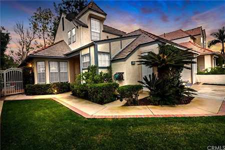 1044 Henrietta Circle Placentia, CA 92870