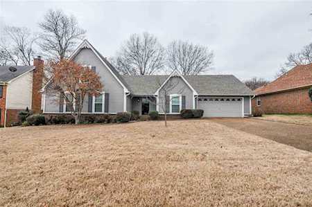 945 Bonniebrow Cv Memphis, TN 38018