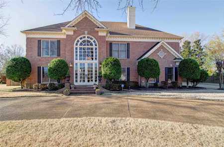 9610 S Fox Hill Cir Germantown, TN 38139