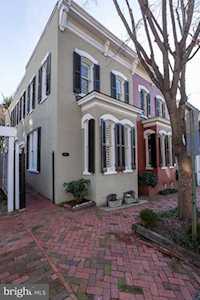 1237 29th St NW Washington, DC 20007