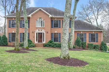 221 Vantage Way Franklin, TN 37067