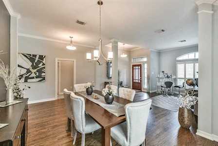 8010 Malardcrest Dr Humble, TX 77346