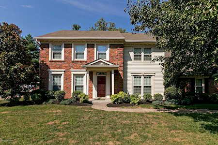 9420 Tamarisk Pkwy Louisville, KY 40223