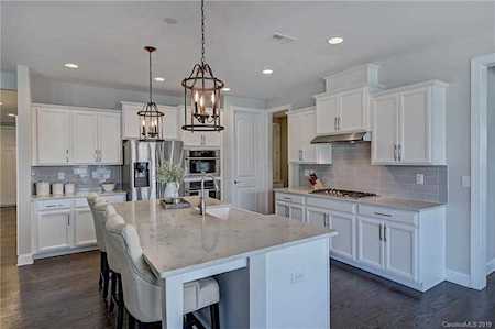 12508 Es Draper Dr Huntersville, NC 28078