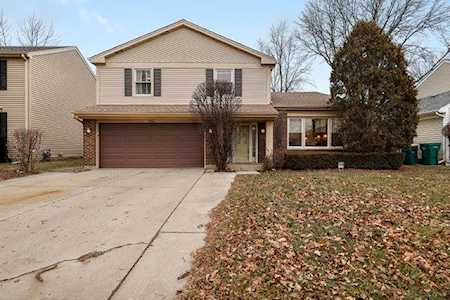 1275 Devonshire Rd Buffalo Grove, IL 60089