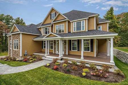4 Nicole's Way Westford, MA 01886