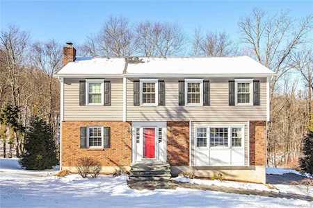 1403 Hanover St Yorktown, NY 10598