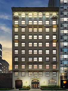 257 E Delaware Place #10AB Chicago, IL 60611