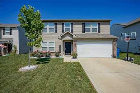 8052 Grove Berry Drive Indianapolis, IN 46239