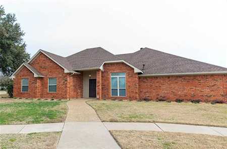 2200 Southern Circle Carrollton, TX 75006