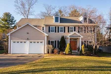 26 Oakencroft Road Wellesley, MA 02482