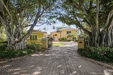 730 Intracoastal Dr Fort Lauderdale, FL 33304