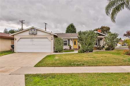 12071 Sapphire Street Garden Grove, CA 92845