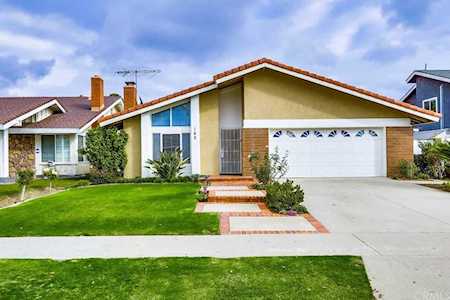 160 N Avenida Palmera Anaheim Hills, CA 92807