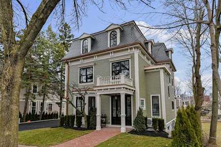 46 Mount Vernon Street #1 Cambridge, MA 02140