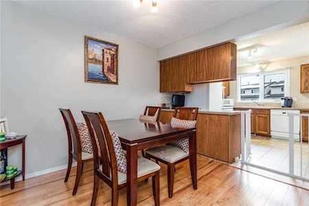 1190 Ranchview Road NW #112 Calgary, AB T3G 1Y2