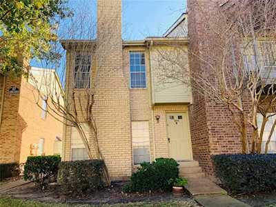1515 Sandy Springs Rd Houston, TX 77042