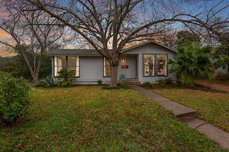 5202 Andover Pl Austin, TX 78723