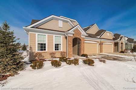 6385 Prairie Dunes Dr Grand Blanc Twp, MI 48439