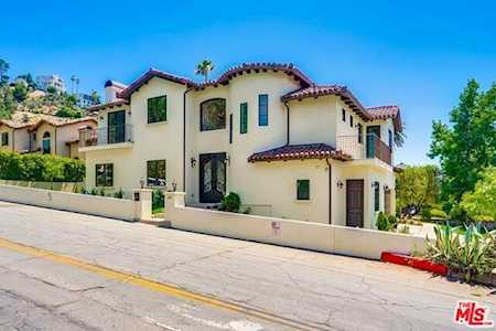 100 Country Club Drive Burbank, CA 91501