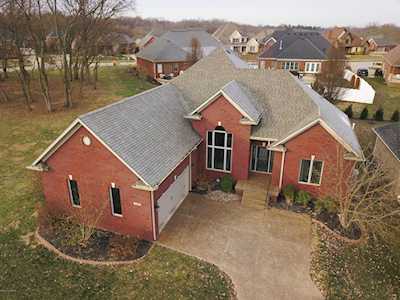 7122 Creekton Dr Louisville, KY 40241