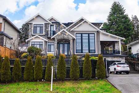 5307 Carson Street Burnaby, BC V5J 2Z3