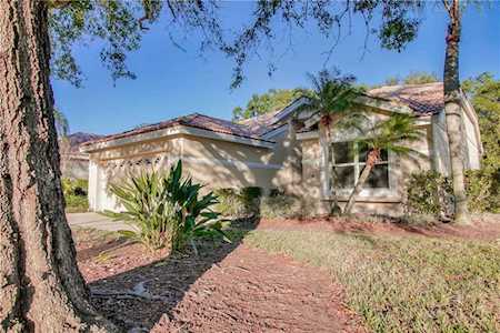 6602 Oakbrooke Circle Bradenton, FL 34202