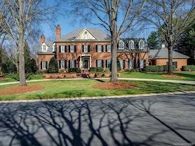 2401 Oakmeade Dr Charlotte, NC 28270