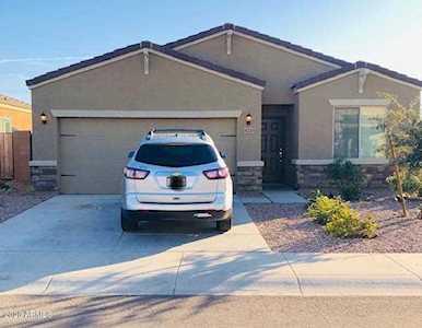 8225 W Wood Lane Phoenix, AZ 85043