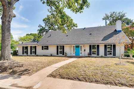 2605 Rogge Ln Austin, TX 78723