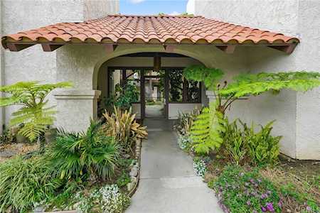 353 N Colorado Place #205 Long Beach, CA 90814