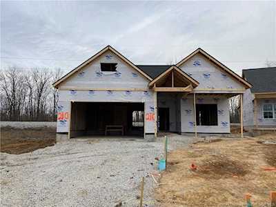 3804 Williard Dr Jeffersonville, IN 47130