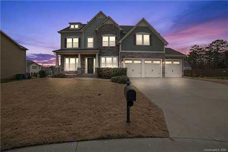 1005 Pine Bark Place Matthews, NC 28104