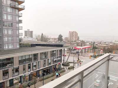 112 E 13th Street #404 North Vancouver, BC V7L 0E4