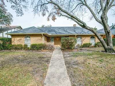 6933 Robin Willow Drive Dallas, TX 75248