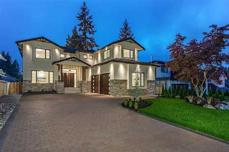 1049 Grover Avenue Coquitlam, BC V3J 3E9