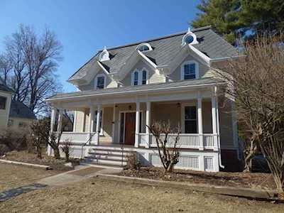 32 N Prospect Street #1 Amherst, MA 01002