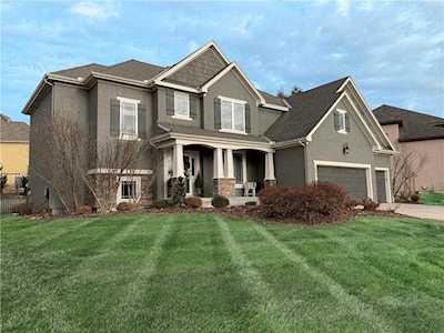 16420 Birch St Overland Park, KS 66085