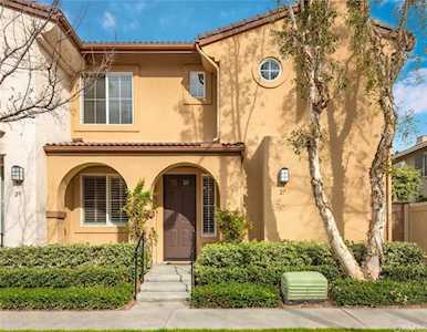 27 Bolinas Irvine, CA 92602