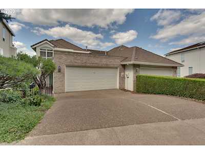 18 Northview Ct Lake Oswego, OR 97035