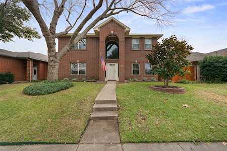 618 Willow Oak Drive Allen, TX 75002