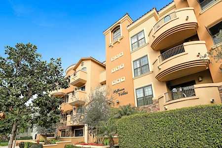 12045 Hoffman St #102 Studio City, CA 91604