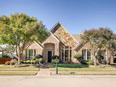 916 Gentle Wind Drive Keller, TX 76248