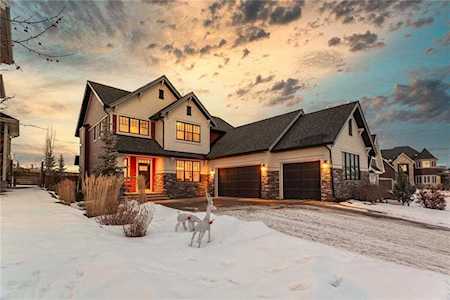 12 Timberline Gate SW Calgary, AB T3H 0W3