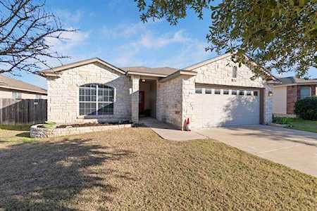 223 Baldwin St Hutto, TX 78634