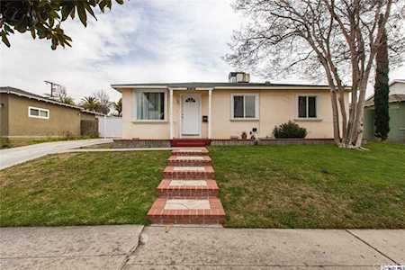 6620 Charlesworth Avenue North Hollywood, CA 91606