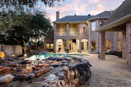 5849 Versailles Avenue Frisco, TX 75034