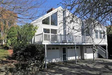62 Robert Rd Stow, MA 01775