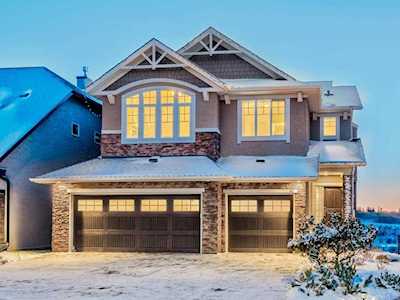 49 Legacy Mount SE Calgary, AB T2X 2C8