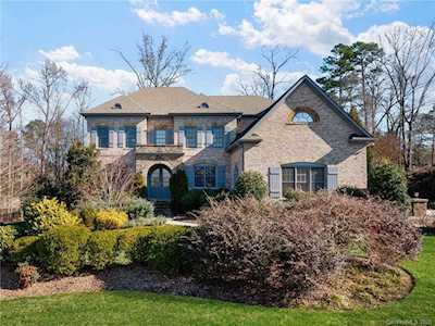 1372 Shinnecock Ln Indian Land, SC 29707